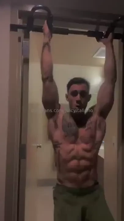 Would you come work out with me im bored lol 