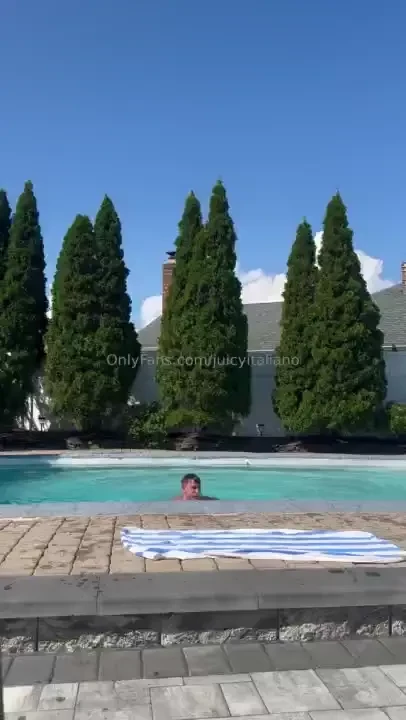 You tryna come swimming 