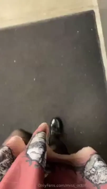 Happy monday part 2215 