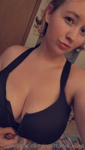 Help me unzip my bra