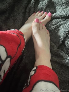 How cute are my feet