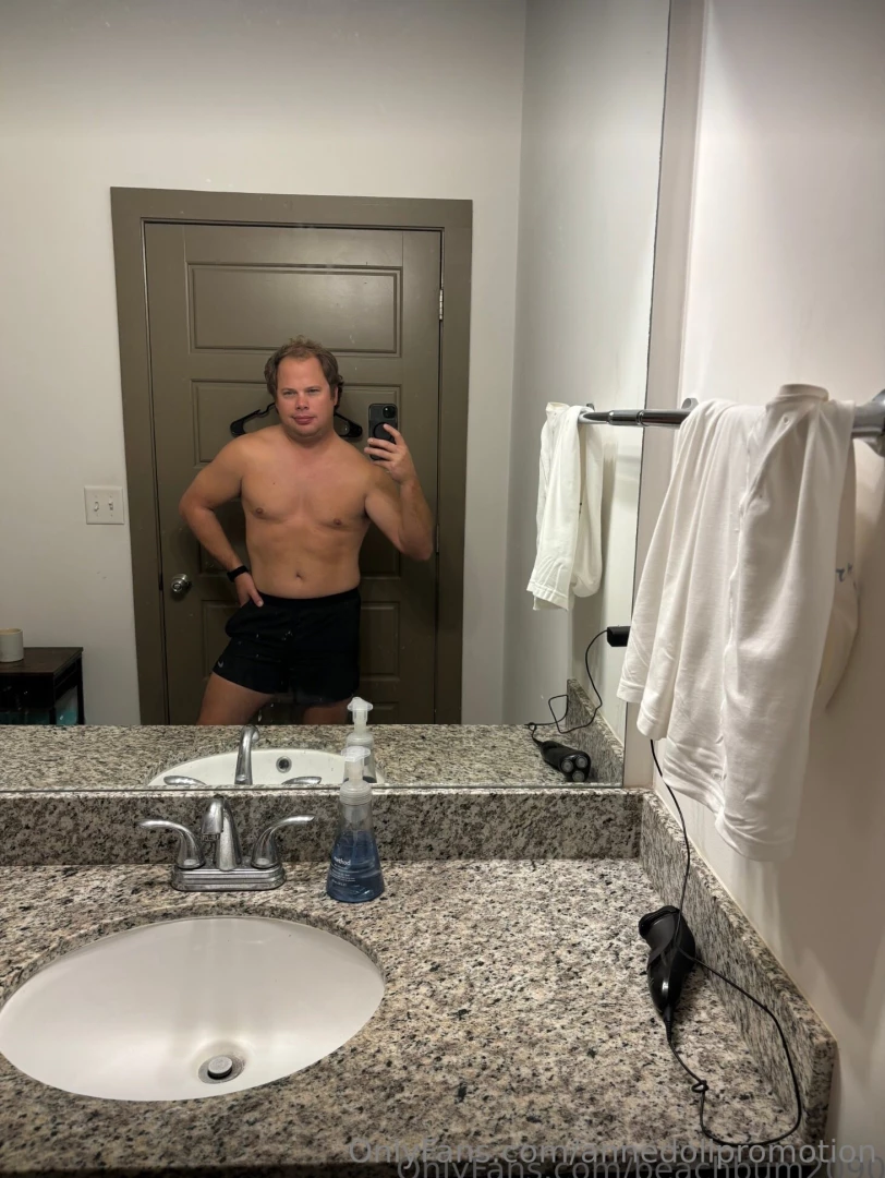 Beachbum2090 welcome to my page hope you enjoy what you see look part 1 