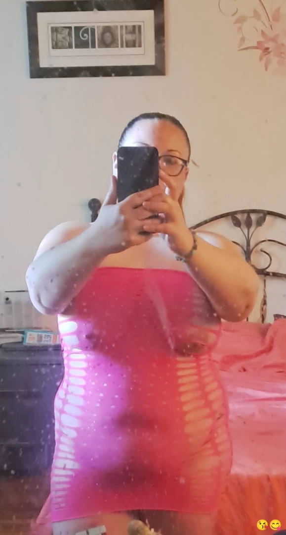 Hey babes just a few pics to hold ya over any content requests loves part 6 