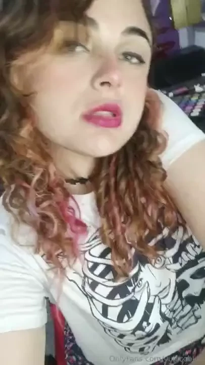 Hey sunshine how about some sugar babe sensual erotic prettyface 