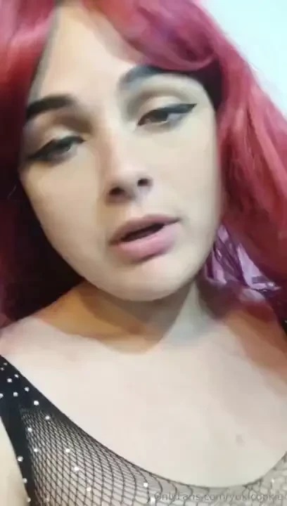 Flirty and fun turning up the charm tonight sensual sexy hornygirla 