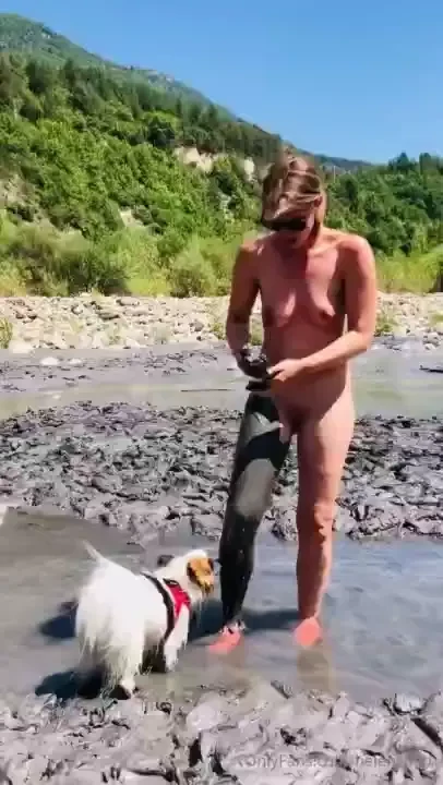 This feed is about to get very very dirty 