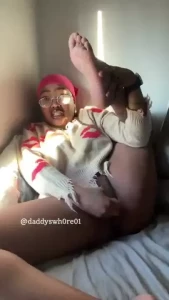 I love making my pretty pussy pulse and cum don t you