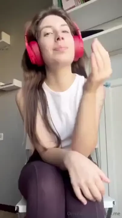 One of my healthy habits is to smile to myself does that seem weird 