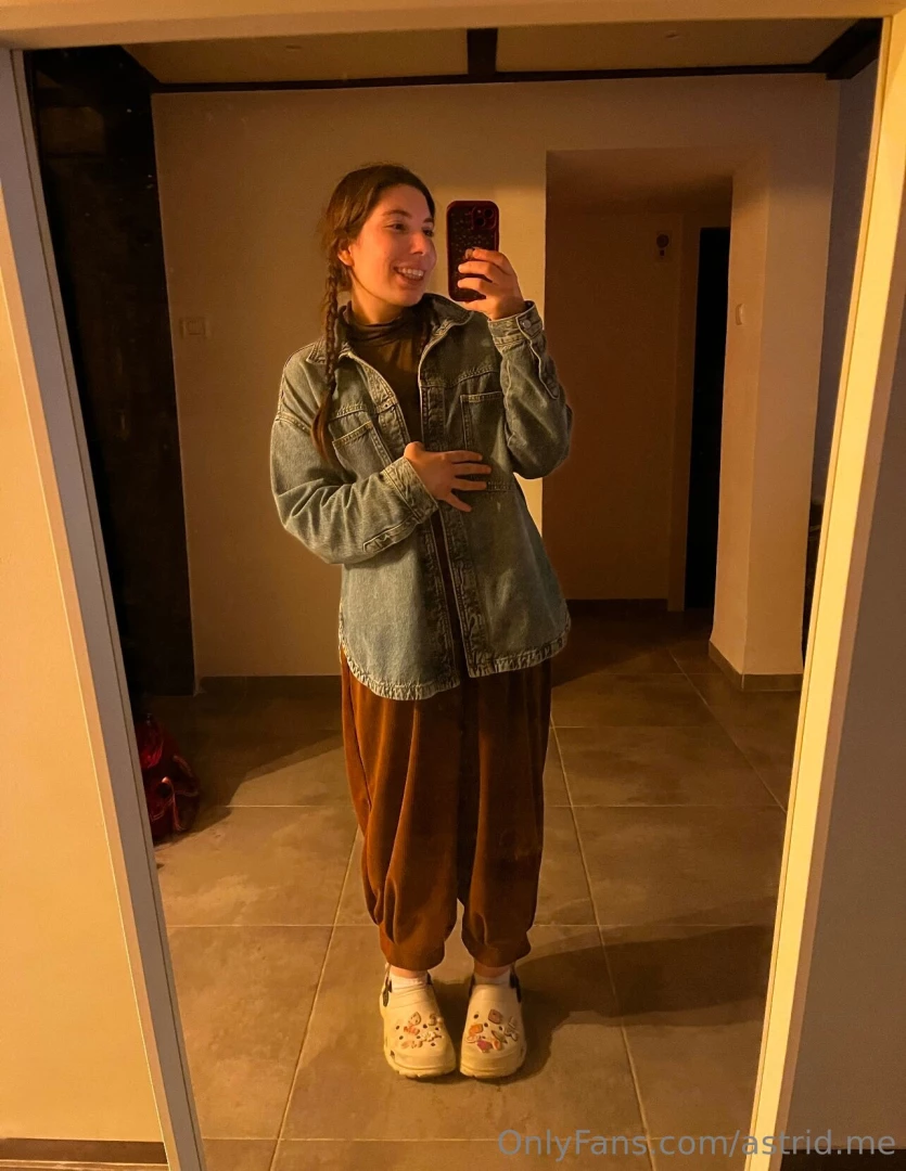 I was in a surprisingly cozy place today it s a yoga studio with 