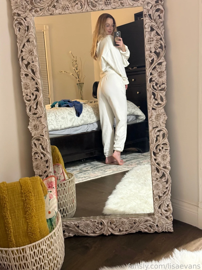 Good morning i just love a cozy sweat outfit i hope you have a 