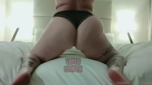 Are you mesmerized by the way my ass moves want to see more head over