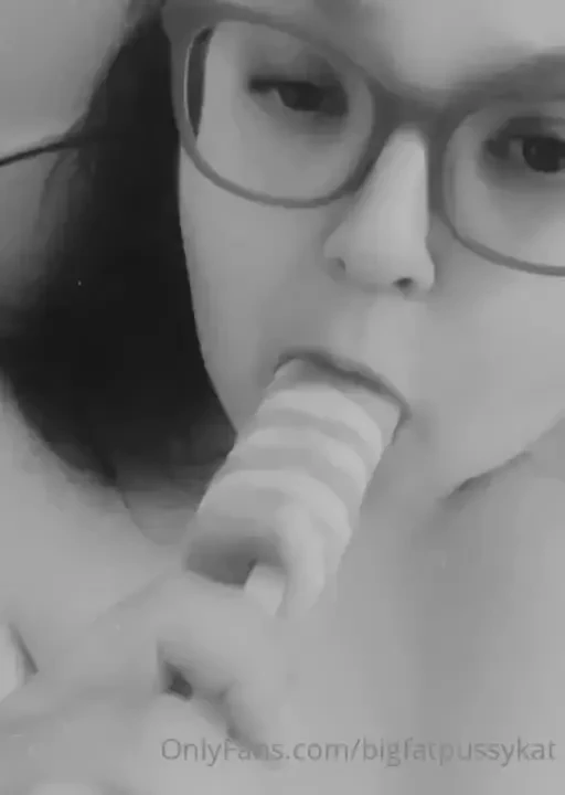 Vip onlyfans 3 99 fatasspussykat 