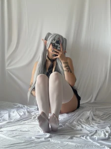 Be the first to see all my frieren pics watch me sit on your face and