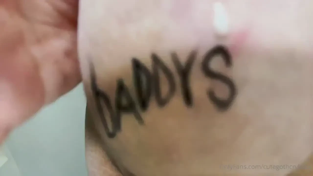 Destroy me daddy or are you a little bitch 