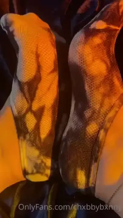 My feet are so pretty part 1 