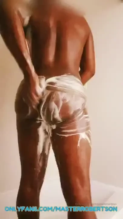 Big azz alert even master gotta get these big azz hamz soapy for my 