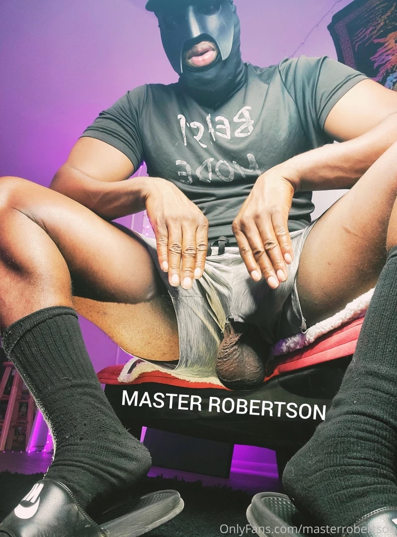Question bruhthers amp bitches would you worship my bawlz i mean going 