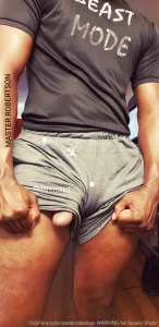 Peek ah boo time to head to the gym n see how many time my head peeks