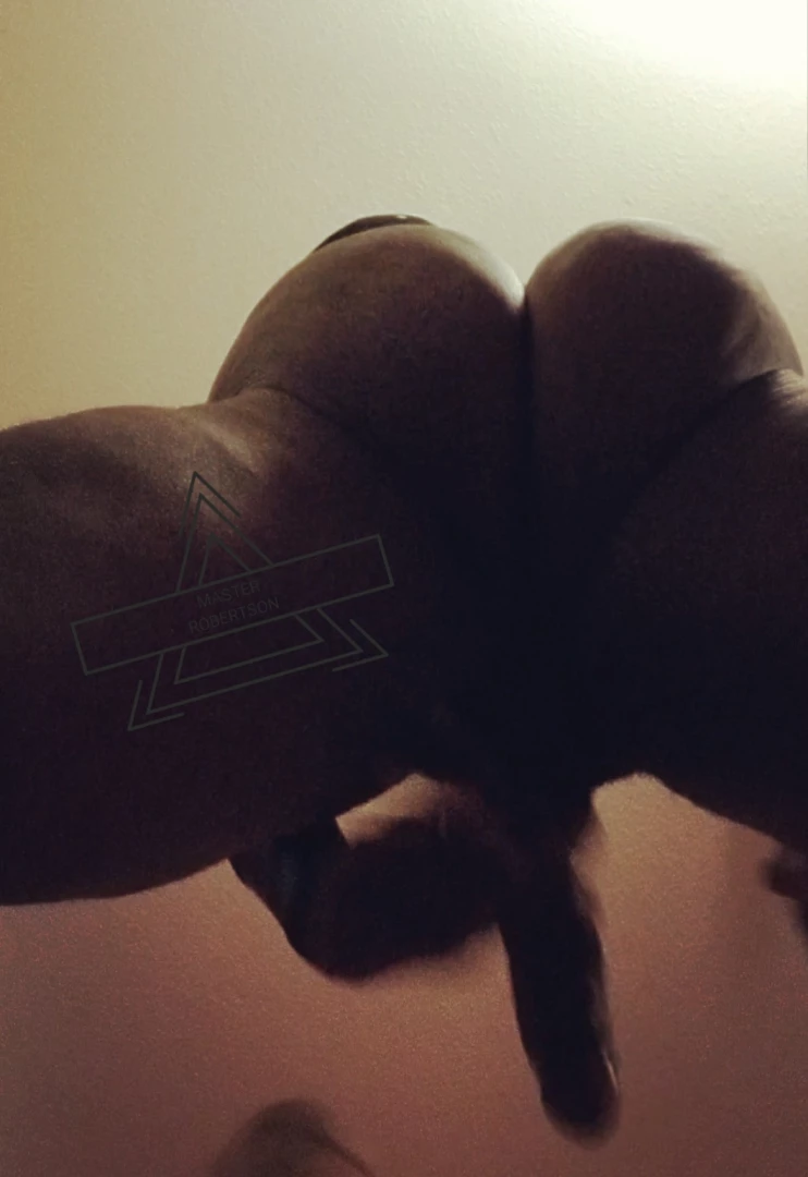 You belong to me - master robertson 