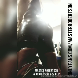 masterrobertson - Gotta let the cheekz breathe who face can i smother with this ripe 