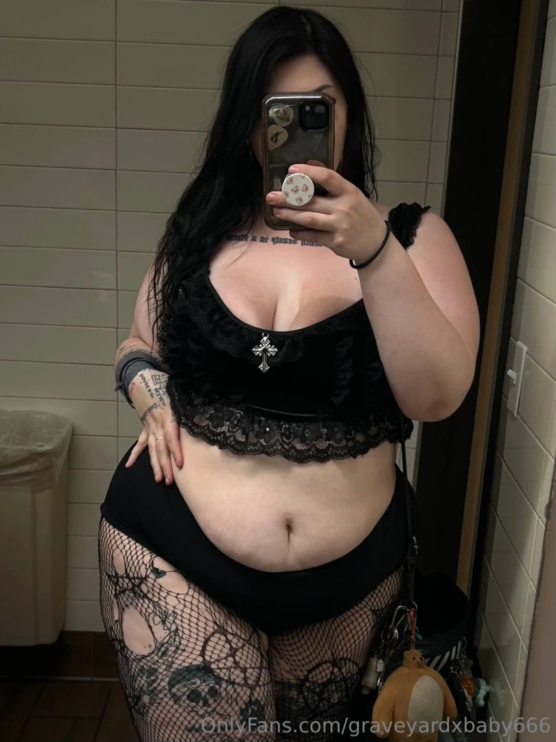 Ate downnnnn yesterday part 1 