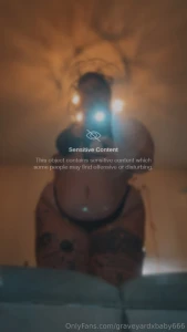 Goon to mommy s blurry body