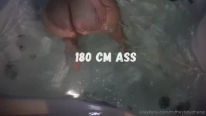 Playing with that mega latina 180 cm ass and fucking her in the