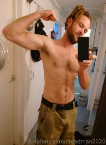 Come talk to me or if you re a shy one just leave me a tip on your