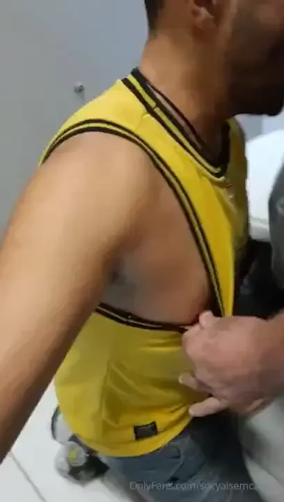 Hoje a madrugada n o foi nada fria o wc da esta o estava uma delicia part 1 