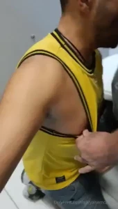 Hoje a madrugada n o foi nada fria o wc da esta o estava uma delicia part 1