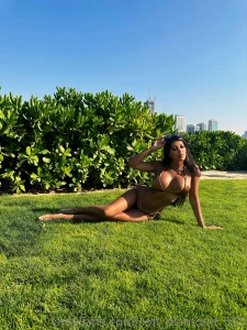 Need a seeexy tan on my body part 1