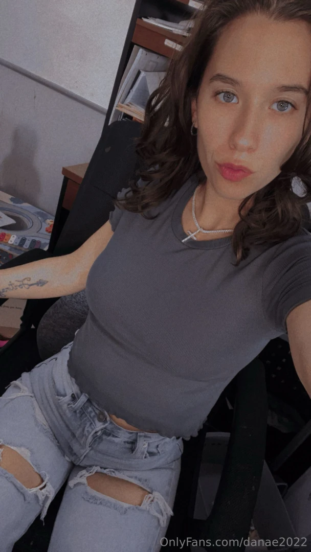 Happy monday babes part 107 