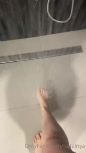 I always stare at my reflection while showering not gonna lie not me