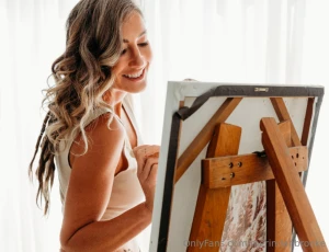 Does paint me like one of your french girls mean this or this let me part 15