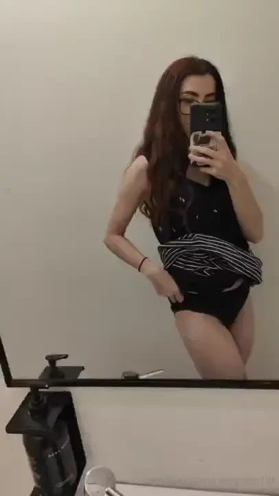 I had a date night the other evening had a few sips of wine and this 