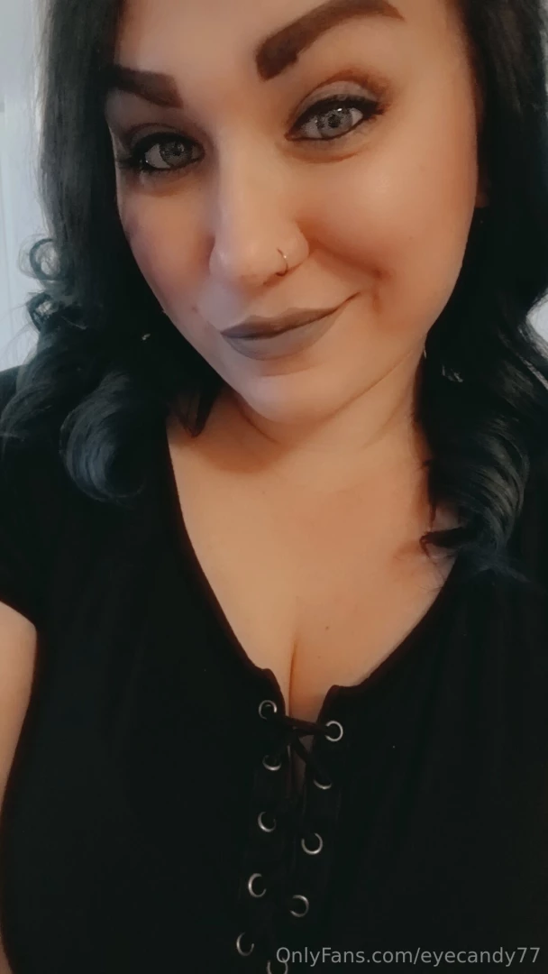 Yes i m commando under there 