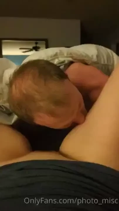 Eaten out to completion don t mind if i do disclaimer my stupid phone 