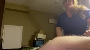 Got too excited giving a massage and ended up giving a bj roleplay