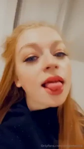 I love to chock on dick