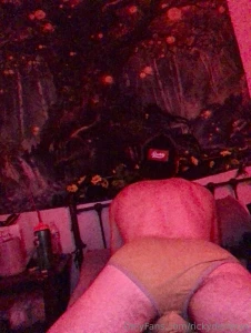 Horrible quality i know but i was definitely feeling some heat so i part 1