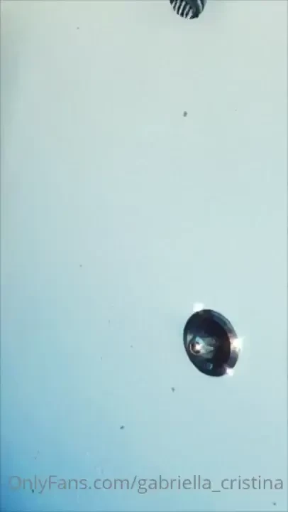 Outdoor showers are my favorite after a day in the sun 