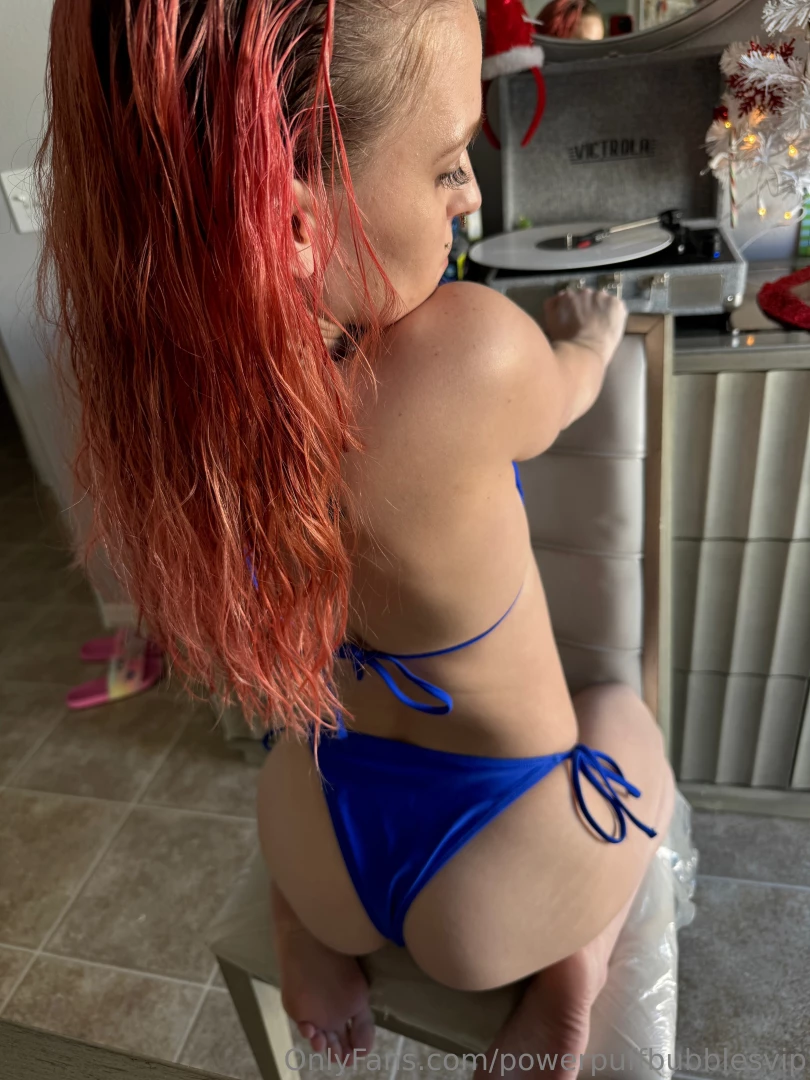 Shhh only naughty boys get to see what s under this part 1 