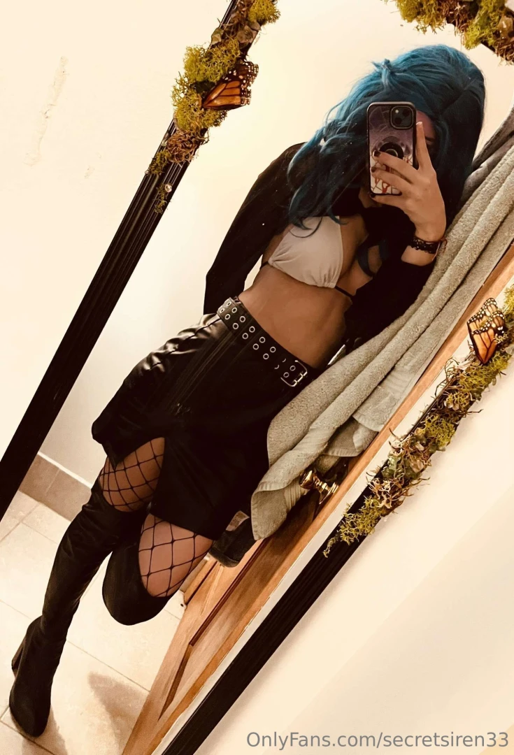 God i love my new outfit 