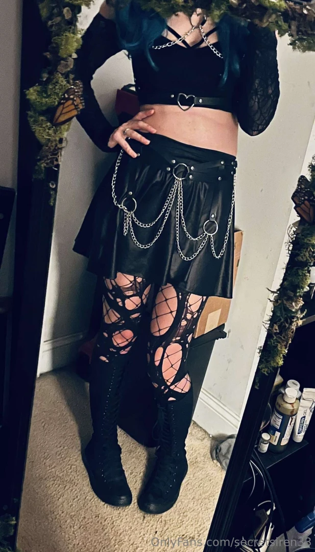 Cum with the best punk girl in town 