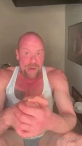 Macro pov video lovey-dovey giant edition this foot-smoosh video has a