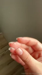 The bigger the tip the wetter i get