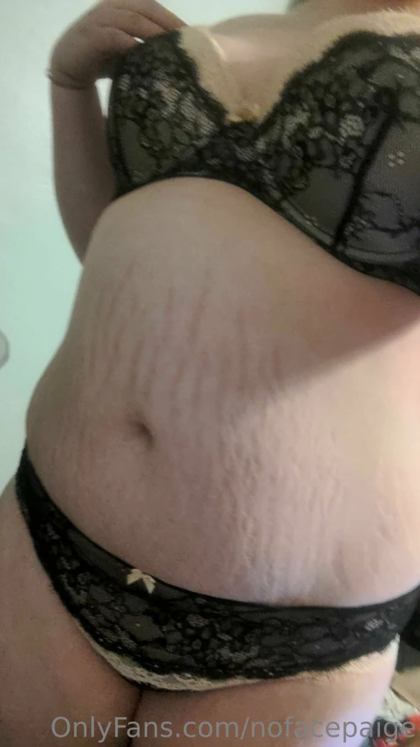 Got my first adore me box what ones should i keep part 4 