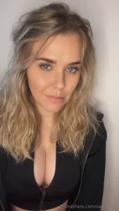 Wei t du was ich mir gerade spontan w nsche das du f r mich wichst part 1