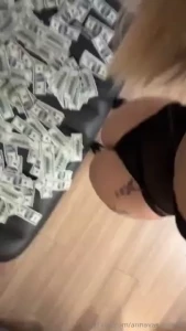 I ve always wanted to get fucked on a bed full of money