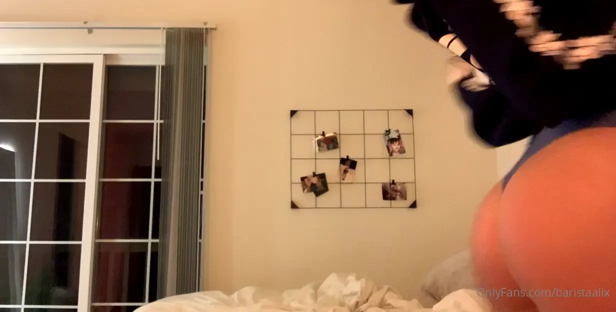 Some booty love cuz i took so much content today i gotta go thru to part 1 